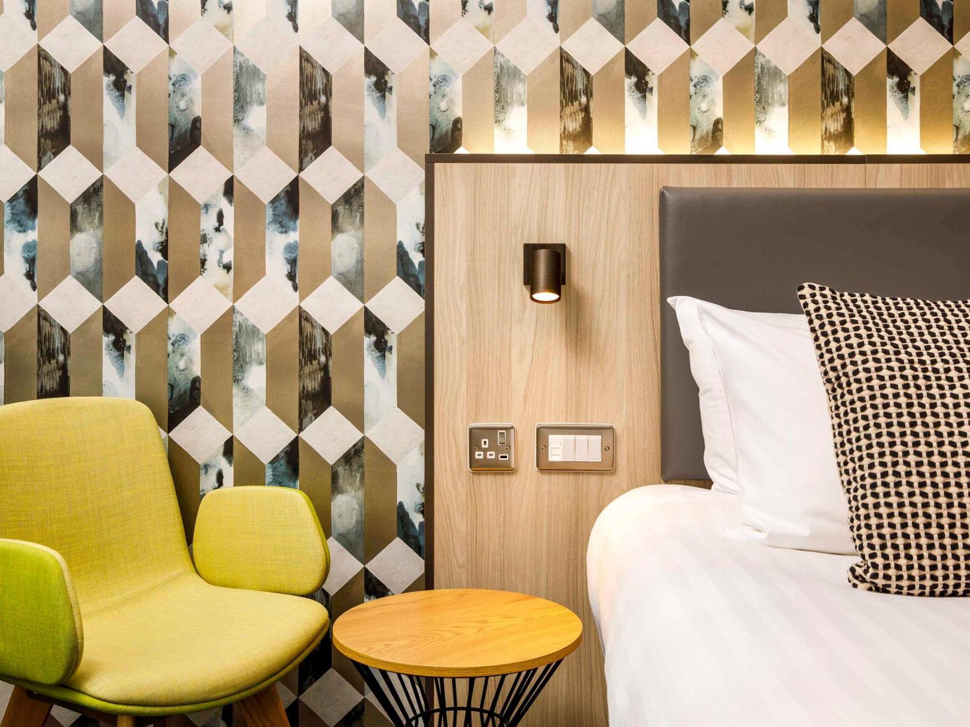Mercure Newport 外观 照片
