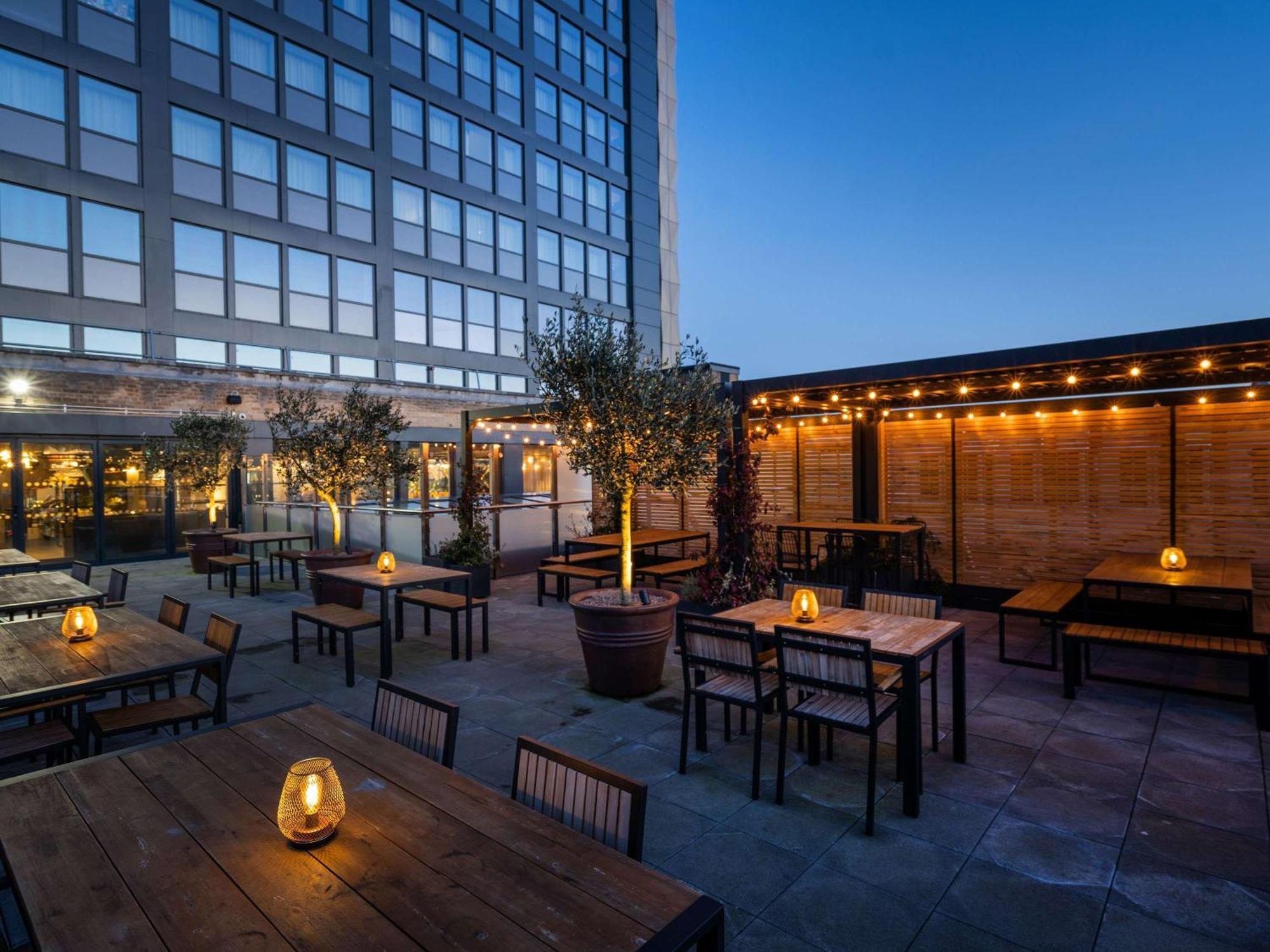 Mercure Newport 外观 照片