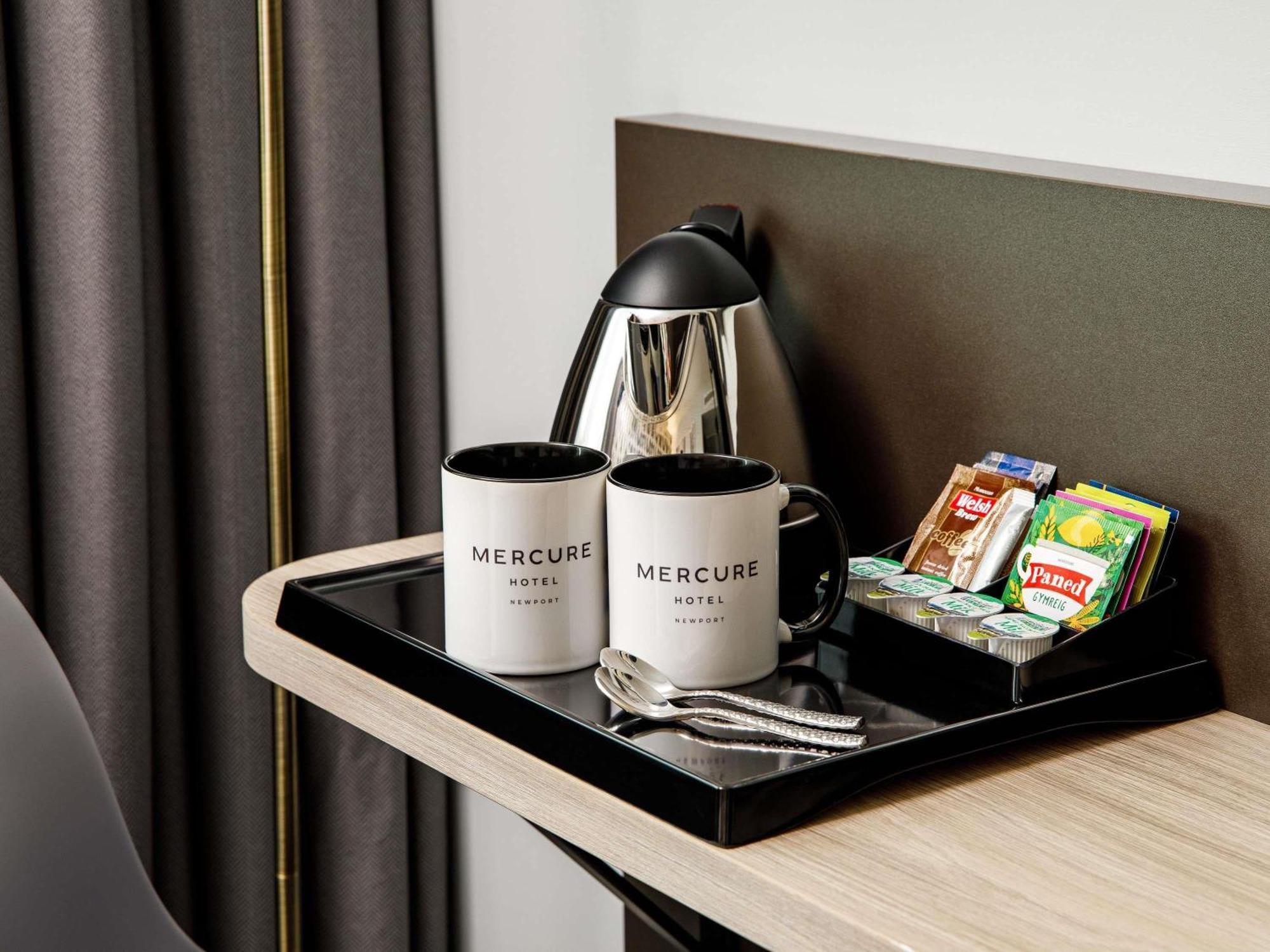 Mercure Newport 外观 照片